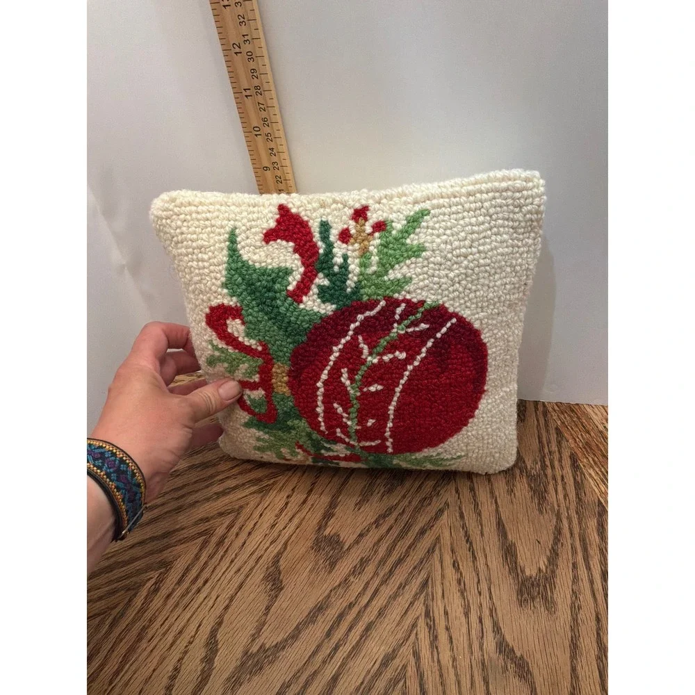 Christmas Holiday Hooked Wool Ornament Throw Pillow 8x8 Ivory Red Green